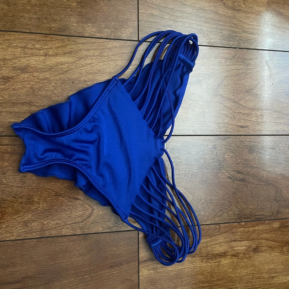 Luli fama scrunch Brazilian bottoms